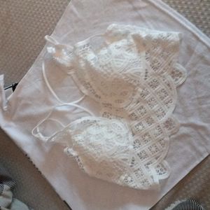 White lace bra top padded